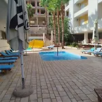 With A View & Amenities Wlora