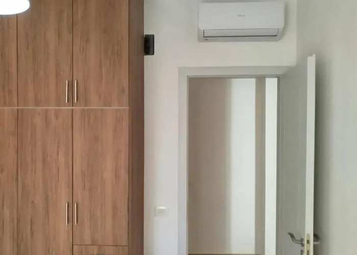 With A View & Amenities Appartement Vlorë